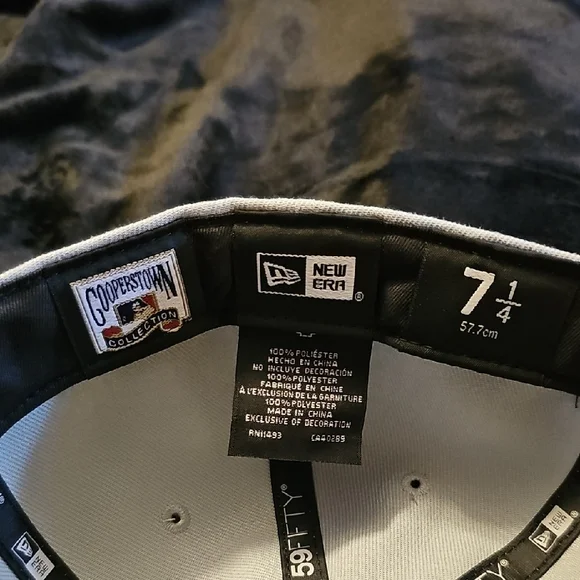 New Era Gray and Blue Hat - Picture 5 of 5